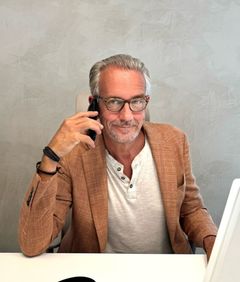 Herr Axel Birnbacher